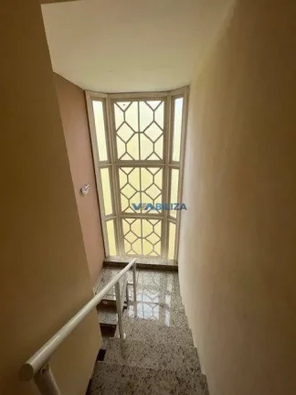 Imagem Sobrado com 4 dormitórios à venda, 202 m² por R$ 1.100.000 - Portal dos Gramados - Guarulhos/SP. Estuda Permuta