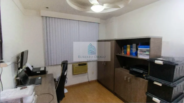 Imagem Excelente oportunidade! Apartamento à venda em Niterói-RJ, Icaraí: 3 quartos, 1 suíte, 1 sala, 2 banheiros, 1 vaga, 64m².