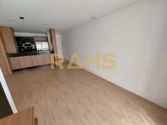 Imagem Se você está procurando um apartamento semimobiliado, espaçoso e bem localizado em Joinville, tem...