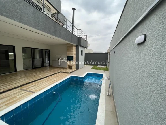 Imagem Lindo sobrado com 4 suítes (uma térrea acessível e uma master com closet e sacada), total de 6 ba...