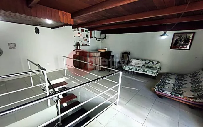 Imagem Cobertura com 3 quartos à venda na Passagem em Cabo Frio