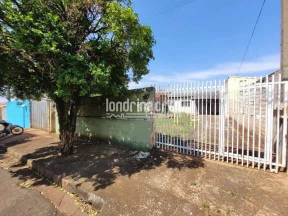 Imagem Casa à Venda no Dom Pedro II – Terreno Amplo de 250m², Ótima Localização e Possibilidade de Entrega Reformada em Londrina/PR!