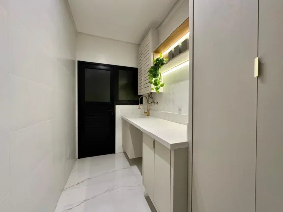 Imagem Casa em Condominio 4 Dormitórios - Bairro Araçá