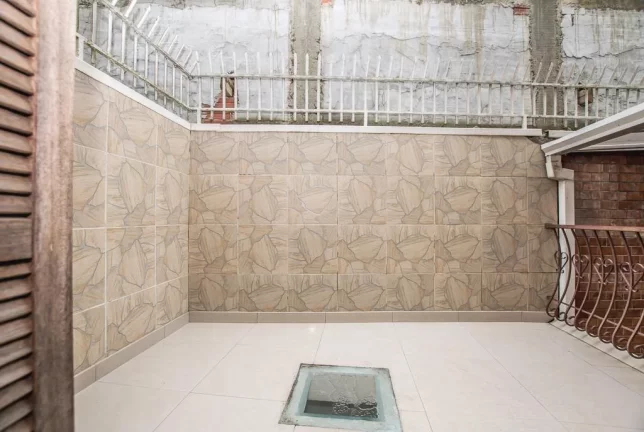 Imagem Sobrado 4 quartos no Santo Inácio.