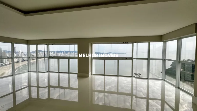 Imagem Apartamento Frente Mar à venda com 4 suítes no centro de Balneário Camboriú