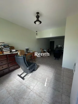 Imagem Casa com 3 dormitórios à venda, 165 m² por R$ 580.000,00 - Bela Vista - Rio Claro/SP