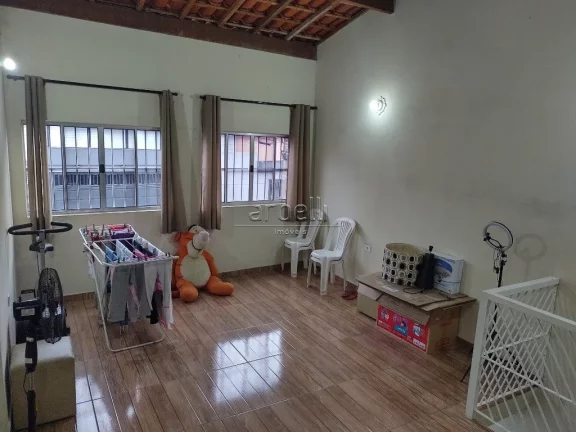 Imagem Vendo 6 casas em Itapecerica da Serra - SP. Excelente oportunidade para quem pretende viver de alugu...