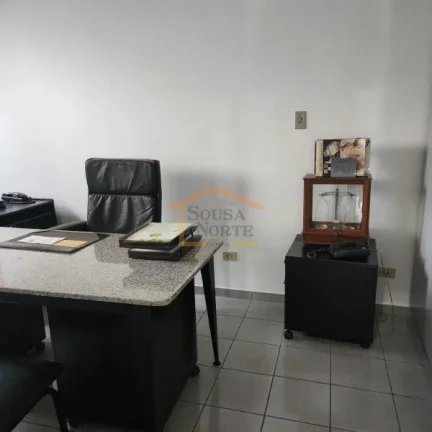 Imagem Sala comercial com 94 mÂ², conta com recepÃ§Ã£o, sala de espera, 1 banheiro e Ã¡rea de serviÃ§o. 
NÃ...