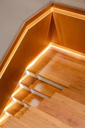 Imagem Excelente casa em condominio no bairro Cacupé! A casa possui: 4 suítes Lavabo Escritório com banh...