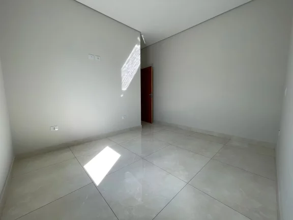 Imagem Casa á venda c/ 03 dormitórios, Bairro Portal Ville Jardins - Boituva/SP