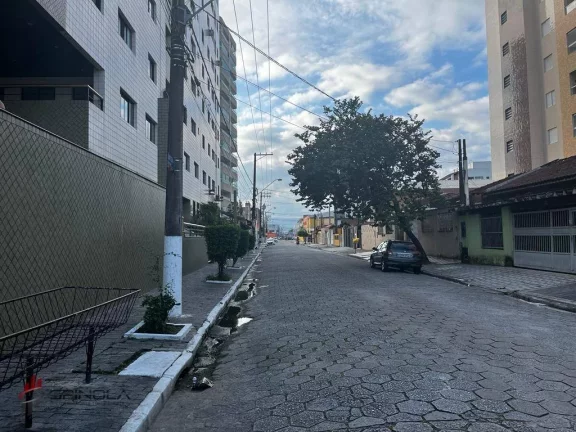 Imagem Sobrado com 2 dormitórios à venda, 117 m² por R$ 580.000,00 - Aviação - Praia Grande/SP