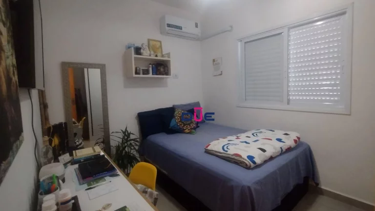 Imagem Apartamento com 2 dormitórios com suíte e 1 vaga demarcada - Campo Grande - Santos/SP