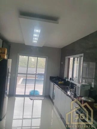 Imagem Casa com 3 Quartos à Venda, 309 m² em Campestre - Santo André