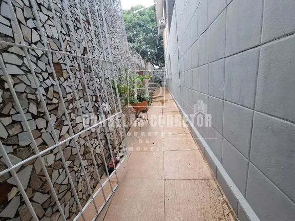 Imagem Casa a a venda em rio doce Olinda quadra do mar. 4qtos 2sts quintal 2vgs