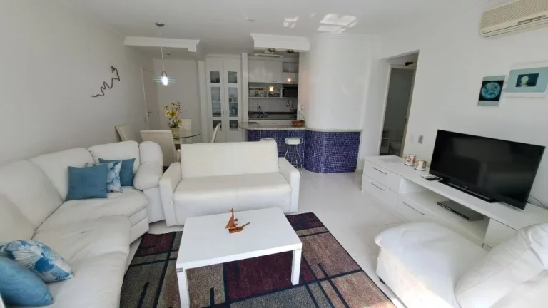 Imagem APARTAMENTO 30 METROS DA PRAIA DAS ASTÚRIAS COM 2 VAGAS PARA AUTO E LAZER