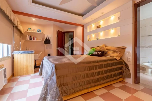 Imagem Cobertura Duplex de Alto Padrão com 5 suítes – Vista Lindíssima da Lagoa