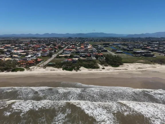 Imagem Sobrado 4 Dormitórios - Bairro Remanso