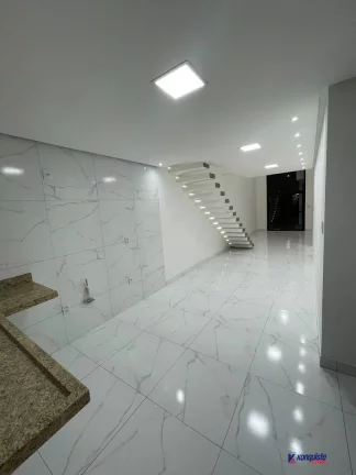 Imagem CASA 3/4 SENDO UMA SUITE EM CONDOMÍNIO - SIM