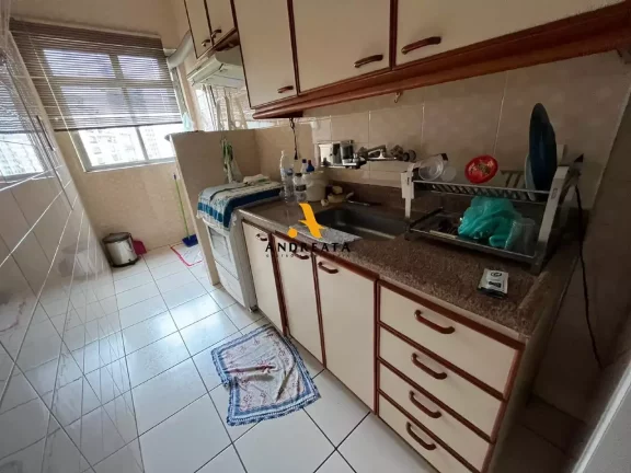 Imagem Flamengo - Rua Oswaldo Cruz - Vendo ótimo apartamento de Sala/Quarto com 64m² - armários - Infraestrutura - 1 vaga - R$900.00,00