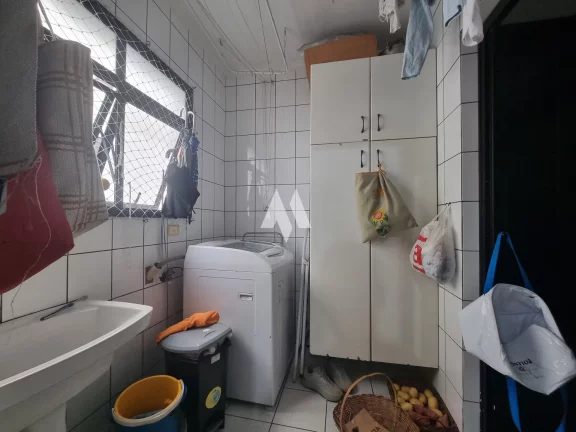 Imagem Apartamento Padrão de 2 dormitórios sendo 1 suíte em prédio com lazer