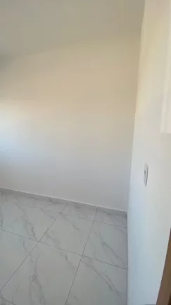 Imagem Casa Geminada para Venda em Floresta, JARDIM MONTE VERDE, 2 dormitórios, 1 banheiro, 2 vagas