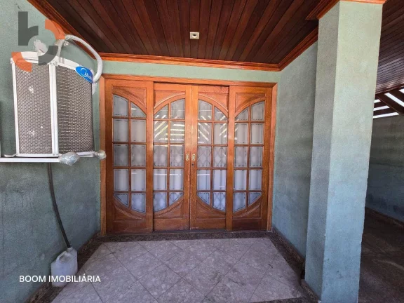 Imagem Casa com 4 dormitórios à venda, 243 m² por R$ 880.000,00 - Caonze - Nova Iguaçu/RJ