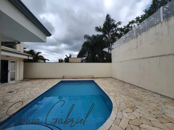 Imagem Casa no Condomínio Millenium, no bairro Jardim Recanto, com 3 Quartos, 336 m² por R$ 1.950.000, 00, em Valinhos, São Paulo.