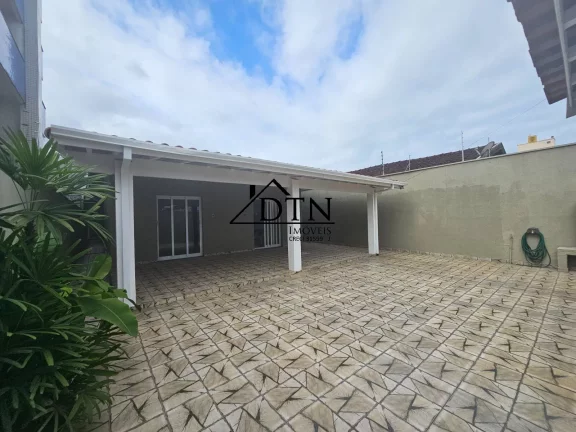 Imagem Casa térrea - UBATUBA - Próximo ao Centro Imagem Casa térrea - UBATUBA - Próximo ao Centro