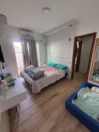 Imagem Casa com 3 dormitórios à venda, 120 m² por R$ 650.000,00 - Nova São Pedro - São Pedro da Aldeia/RJ