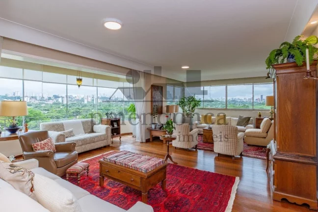 Imagem Apartamento reformado, com vista panorâmica para o Parque Villa Lobos.