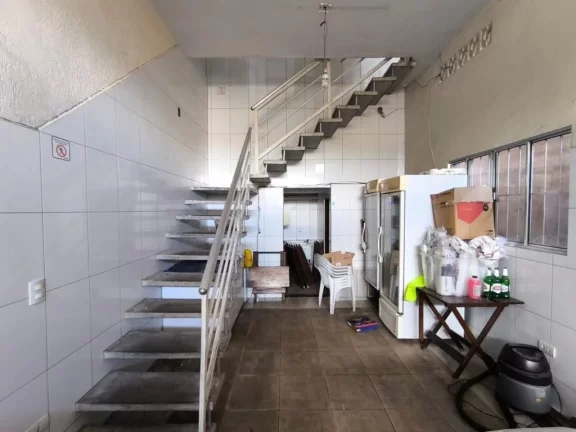 Imagem Sobrado com 3 dormitórios à venda, 375 m² por R$ 695.000,00 - Vila Jurema - Ferraz de Vasconcelos/SP