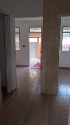 Imagem Casa com 2 dormitórios à venda, 95 m² por R$ 340.000,00 - Mutuá - São Gonçalo/RJ