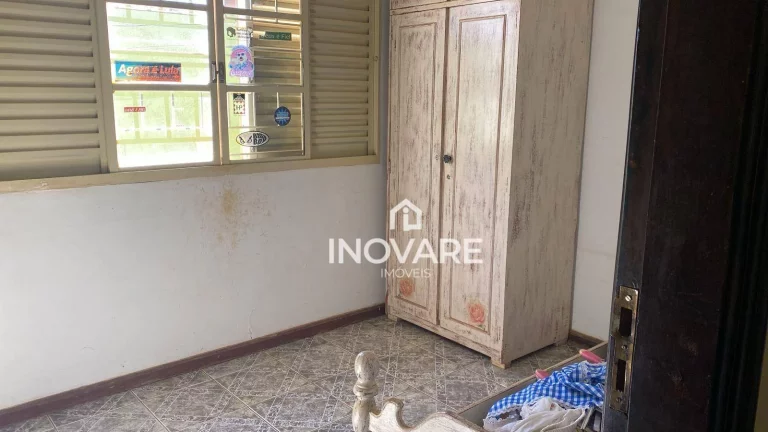 Imagem Casa com 4 dormitórios, 23147 m² - venda por R$ 1.200.000,00 ou aluguel por R$ 4.000,00/mês - Setor Central - Itumbiara/GO