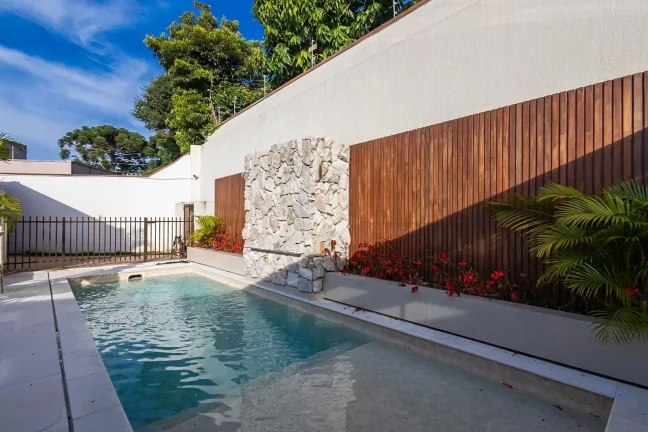 Imagem Casa no Ahú Maravilhosa! Baixou o Preço de R$2900.00,00 por R$2.500.000,00