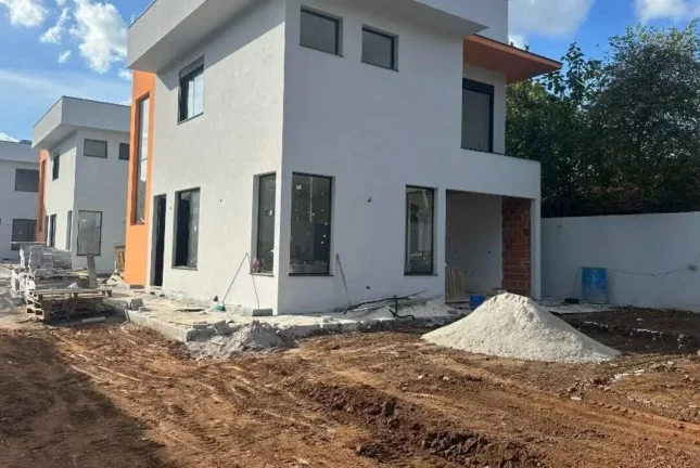 Imagem Casa em Condomínio para Venda em Atibaia, Vila Petropolis, 3 dormitórios, 3 suítes, 4 banheiros, 2 vagas