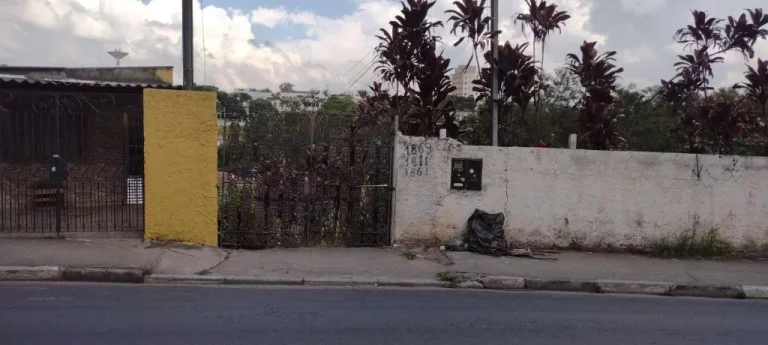Imagem Terreno à venda, 2254 m² por R$ 1.200.000,00 - Vila Tanquinho - Ferraz de Vasconcelos/SP