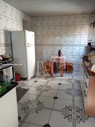 Imagem Casa para Venda em Cajamar, Guaturinho, 1 dormitório, 1 banheiro, 2 vagas