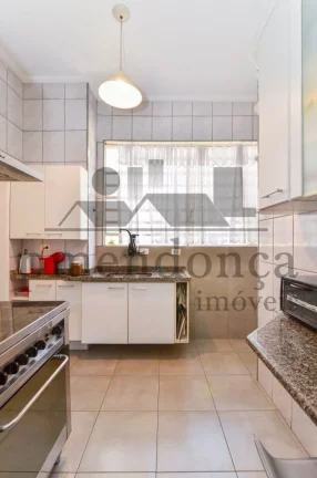 Imagem Apartamento em Higienópolis prédio badalado com 106m², 3 quartos e 1 vaga.