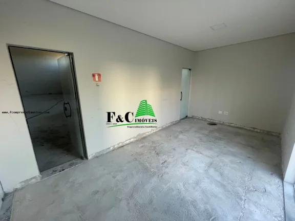 Imagem Barracão para Locação em Limeira, Centro Industrial de Limeira - CIL, 3 banheiros