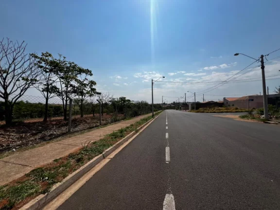 Imagem Terreno comercial para venda em Jardim Bonsucesso, 200m2