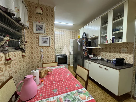 Imagem Sobrado com 3 quartos á venda em Santos