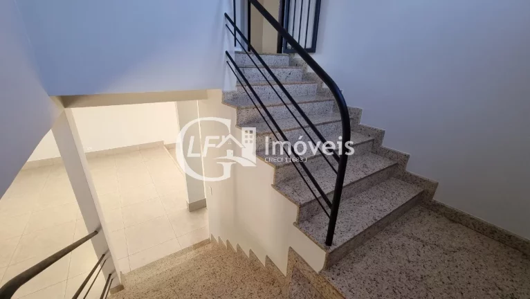 Imagem Excelente Sobrado em Localização Privilegiada ? Próximo à Av. Fábio Zahran