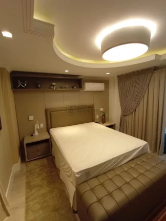 Imagem Apartamento Frente Mar com 3 suítes à venda no Centro de Balneário Camboriú