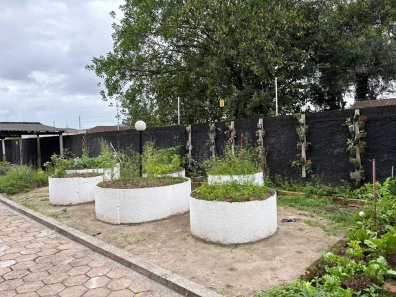 Imagem Apartamento com 3 dormitórios e 1 vaga de garagem em Joinville/SC