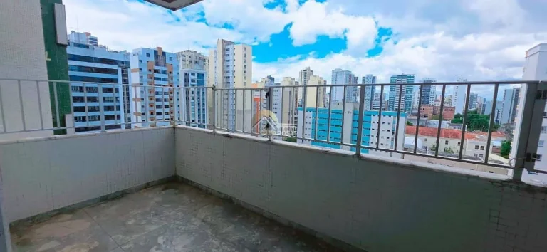 Imagem Vista livre e andar alto no Canela: apartamento 1 por andar, 370 m², 4 quartos (2 suítes), 3 salas,