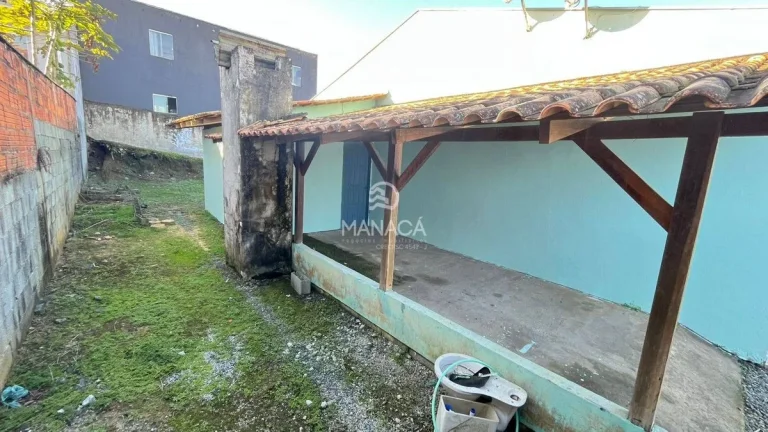 Imagem Casa com 3 Quartos (1 Suíte) – Espaçosa e Aconchegante