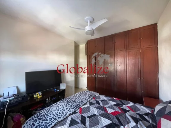 Imagem Apartamento com 2 dormitórios no Embaré em Santos por $ 385.000,00