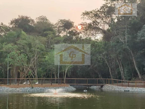 Imagem Terreno com 495 metros, Segurança e tranquilidade