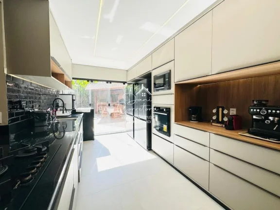 Imagem Magnífica mansão em condomínio na Enseada, Guarujá-SP: 5 quartos, 5 suítes, 3 salas, 6 banheiros, 6 vagas, 900m².