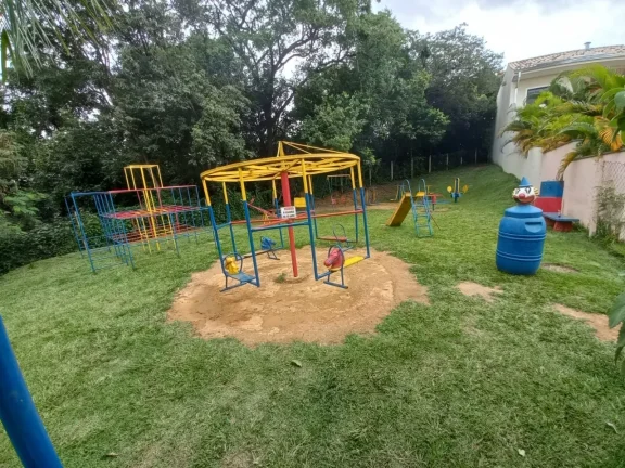 Imagem Venda de Casa em Condomínio de Luxo em Jardim Santa Marta, Sorocaba-SP: 2 Quartos, 1 Suíte, 2 Salas, 2 Vagas, 75,30m²!